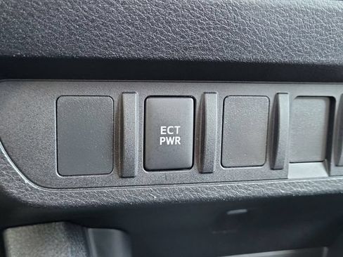 Used 2022 Toyota Tacoma SR AWD/4WD image 23