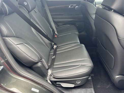 Used 2025 Genesis GV80 3.5T Advanced image 15