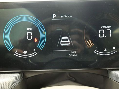 Used 2025 Hyundai Sonata SEL FWD image 11