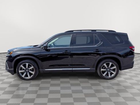Used 2025 Honda Pilot Elite image 2
