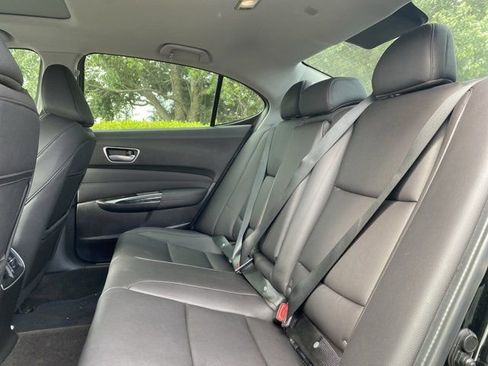 Used 2019 Acura TLX FWD image 12