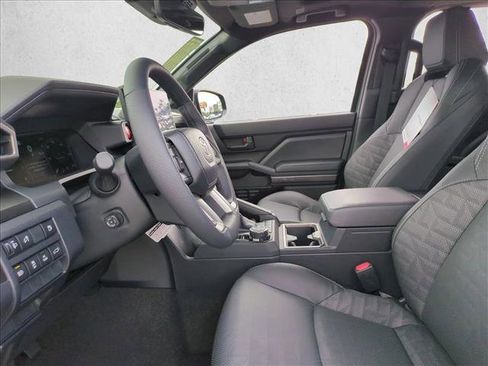 New 2026 Toyota 4Runner TRD Off-Road Premium AWD/4WD image 4