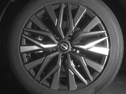 Used 2025 Nissan Altima 2.5 SV FWD image 12