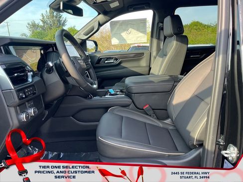 New 2026 GMC Yukon XL Elevation image 9