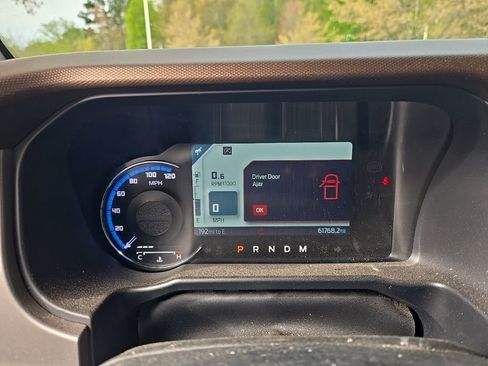 Used 2021 Ford Bronco Outer Banks image 4