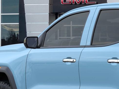 New 2026 GMC Canyon Denali image 12