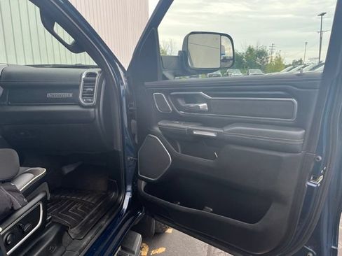 Used 2023 RAM 1500 Laramie AWD/4WD image 12