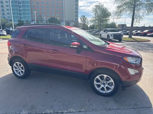 Used 2021 Ford EcoSport SE w/ SE Convenience Package image 6