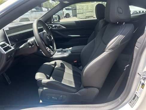 Used 2026 BMW 430i Coupe w/ M Sport Package RWD image 12