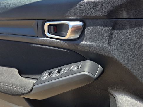 Used 2025 Honda Civic Sport image 16