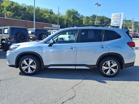 Used 2019 Subaru Forester Touring AWD/4WD image 7