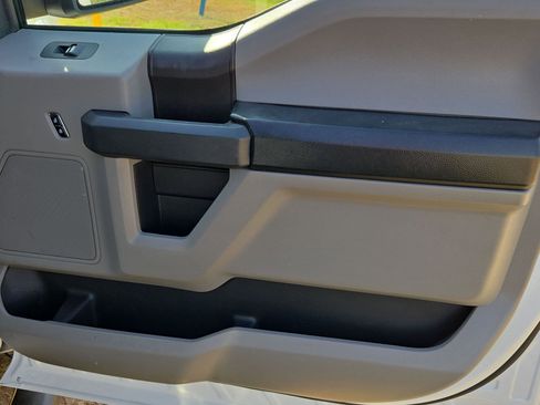 Used 2018 Ford F150 XL w/ Equipment Group 101A Mid image 27