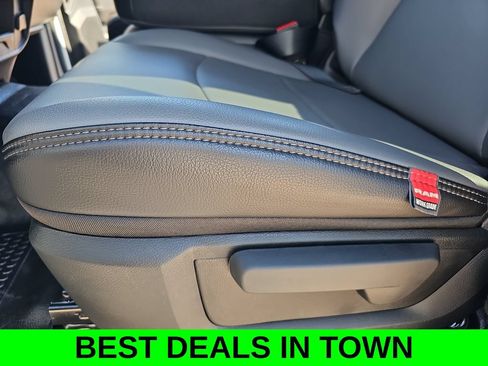 New 2026 RAM 2500 Tradesman w/ Chrome Appearance Group AWD/4WD image 28