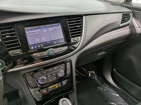 Used 2022 Buick Encore Preferred w/ Safety Package AWD/4WD image 14