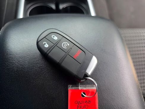 Used 2023 Dodge Charger SXT image 25