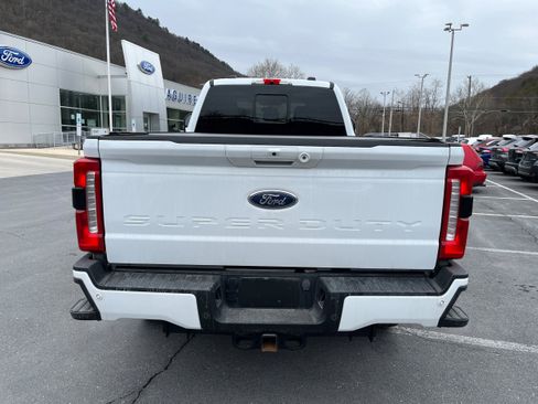 Certified 2024 Ford F250 XLT w/ XLT Premium Package image 5