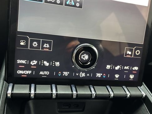 Used 2026 GMC Terrain AT4 w/ Convenience Package III image 33