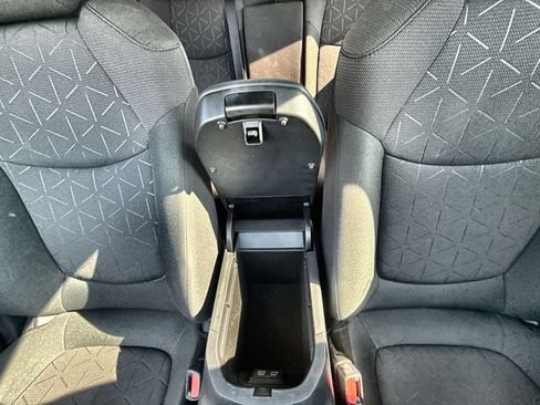 Used 2024 Toyota RAV4 XLE AWD/4WD image 20