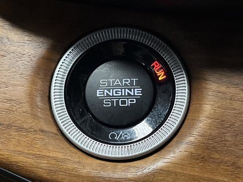 Used 2023 Jeep Grand Cherokee L Summit image 24