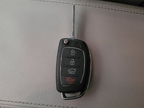 Used 2015 Hyundai Sonata SE FWD image 32
