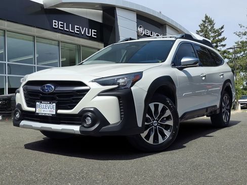 Used 2024 Subaru Outback Touring XT AWD/4WD image 1
