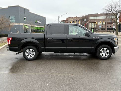 Used 2017 Ford F150 XLT image 33