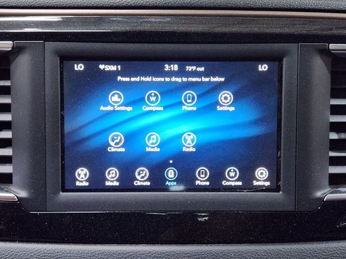 Used 2018 Chrysler Pacifica Touring Plus FWD image 35