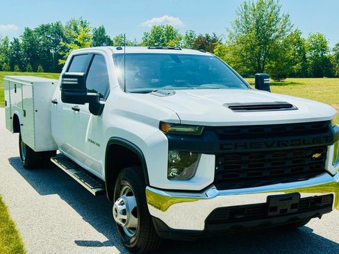 Used 2021 Chevrolet Silverado 3500 W/T w/ WT Convenience Package AWD/4WD image 5