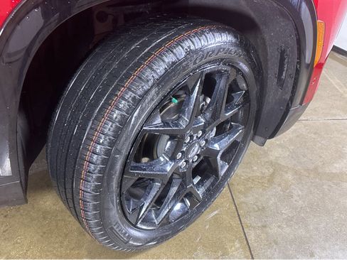 Used 2024 Chevrolet Traverse RS w/ LPO, Floor Liner Package image 14