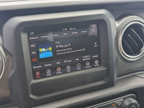 Used 2020 Jeep Wrangler Unlimited Sahara w/ Safety Group image 20