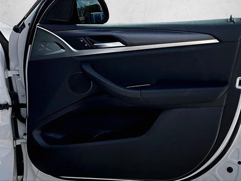 Used 2022 BMW X3 sDrive30i w/ Dynamic Handling Package image 19