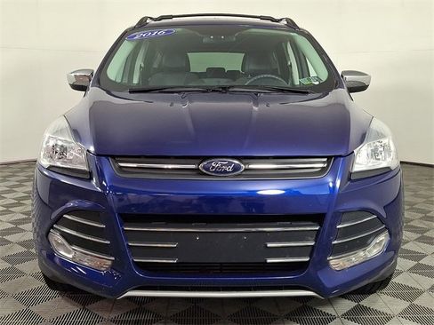 Used 2016 Ford Escape SE w/ SE Chrome Package image 5