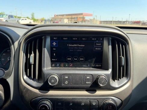 Used 2019 Chevrolet Colorado Z71 AWD/4WD image 12