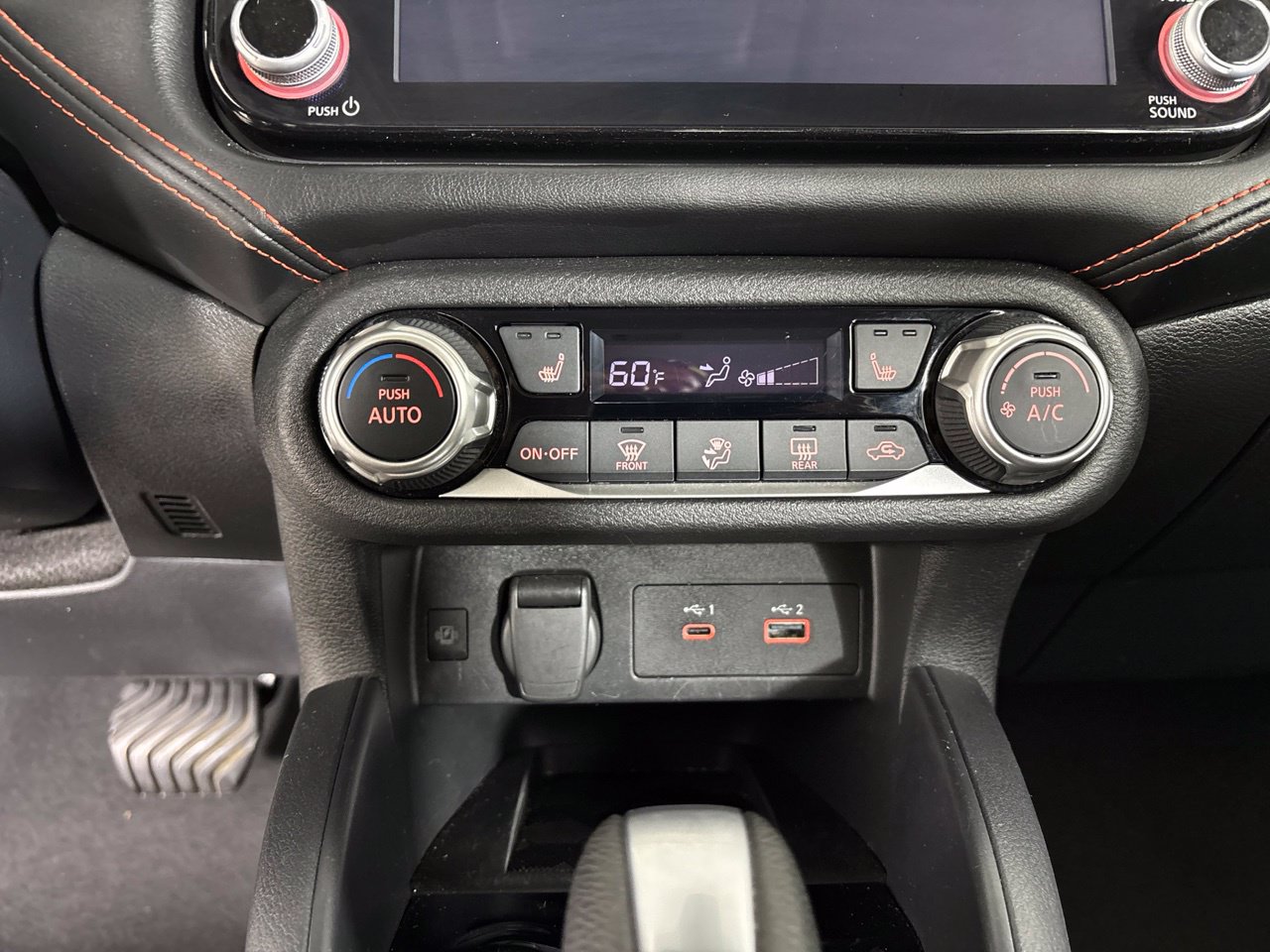 Used 2024 Nissan Versa SR FWD image 18