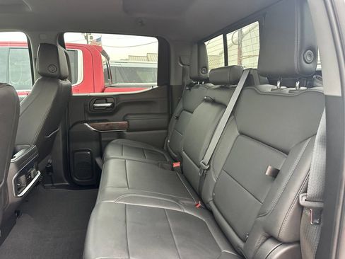 Used 2022 GMC Sierra 1500 SLT AWD/4WD image 12