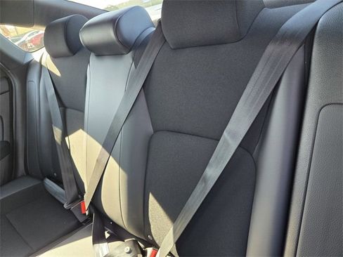 Used 2022 Honda Civic Sport image 11