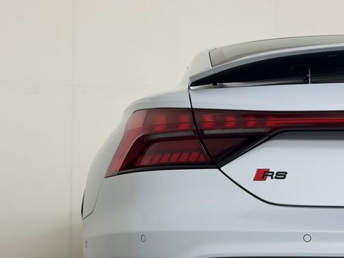 Used 2023 Audi RS e-tron GT w/ Carbon Performance Package AWD/4WD image 13