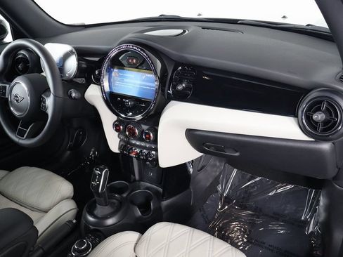 Used 2024 MINI Cooper S w/ Signature Upholstery Package FWD image 10