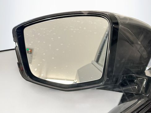 Used 2024 Acura MDX SH-AWD image 16