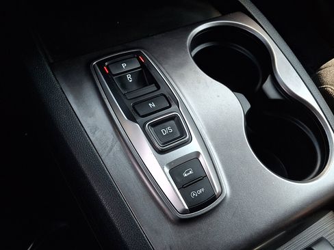 Used 2022 Honda Pilot Sport image 15