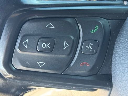 Certified 2021 Jeep Wrangler Unlimited Sport AWD/4WD image 22