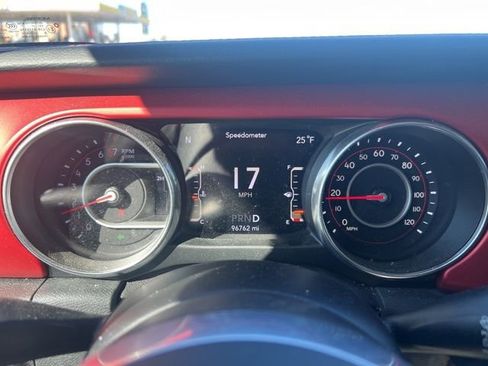 Used 2018 Jeep Wrangler Unlimited Rubicon image 17