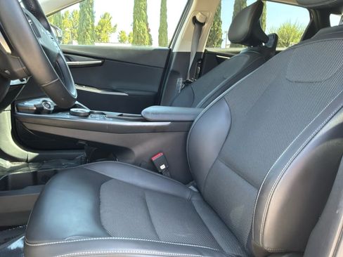 Used 2024 Kia EV6 Light RWD image 17