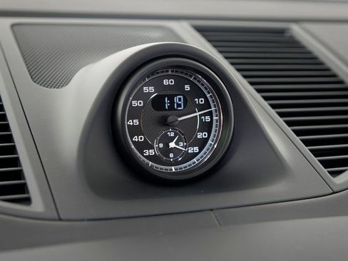 New 2026 Porsche Macan GTS image 25