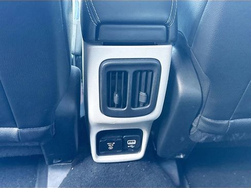 Used 2021 Jeep Compass Latitude w/ Driver Assistance Group image 22