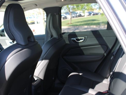 New 2025 Volvo XC60 T8 Plus w/ Protection Package Premier image 29