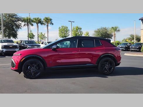 New 2026 Chevrolet Equinox EV RS image 18