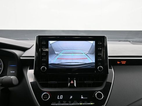 Used 2020 Toyota Corolla LE FWD image 46