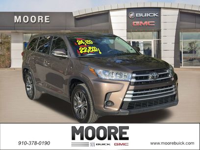Used 2019 Toyota Highlander LE