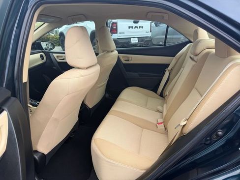 Used 2019 Toyota Corolla LE FWD image 11